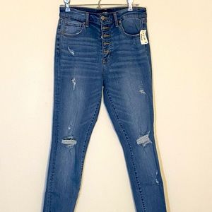 Aeropostale Distressed Jeans